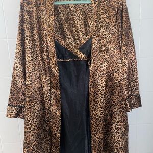 Morgan Taylor Leopard Print Satin Robe Set Brown and Black
